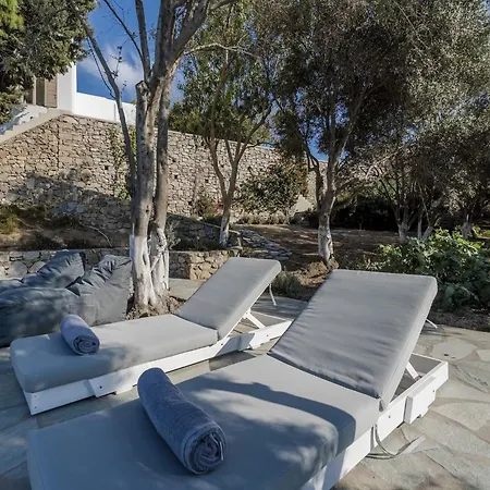 Traditional With Swimming Pool * Ano Mera