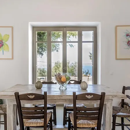 Traditional With Swimming Pool فيلة أنو ميرا